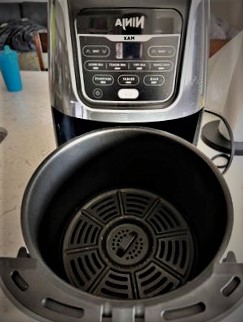 Best Air Fryers, How to Clean & Maintain Air Fryer Accessories for Longevity